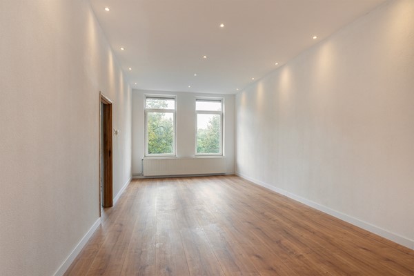 Medium property photo - Spoorsingel 74B02, 3033 GP Rotterdam